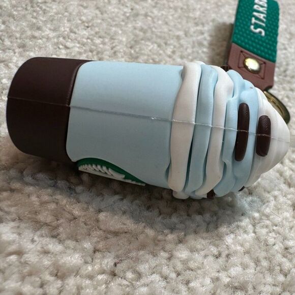 NWOT Starbucks Bearista Frappe Keychain - Picture 7 of 9